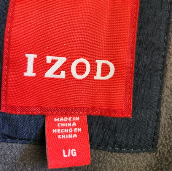 IZOD MENS size Large navy blue vest, lined with fleece. - Picture 6 of 8
